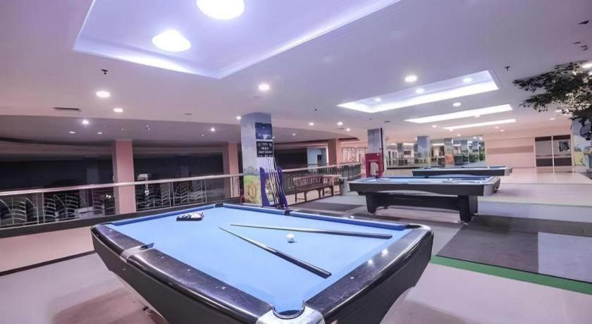 Great Western Hotel & Resort Serpong - Tangerang Exterior foto